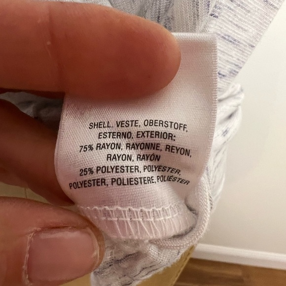 Anthropologie comfy pullover blue and white sleeveless top size small - Picture 6 of 6